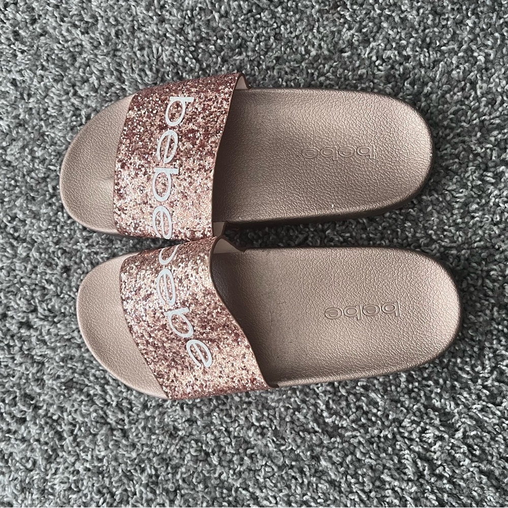 Bebe slides - Picture 2 of 5